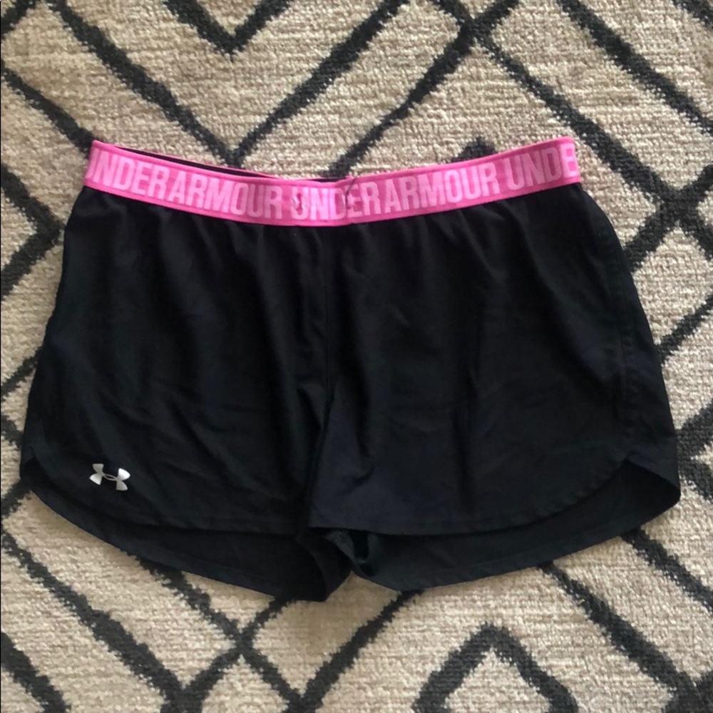 Woman’s under armour shorts